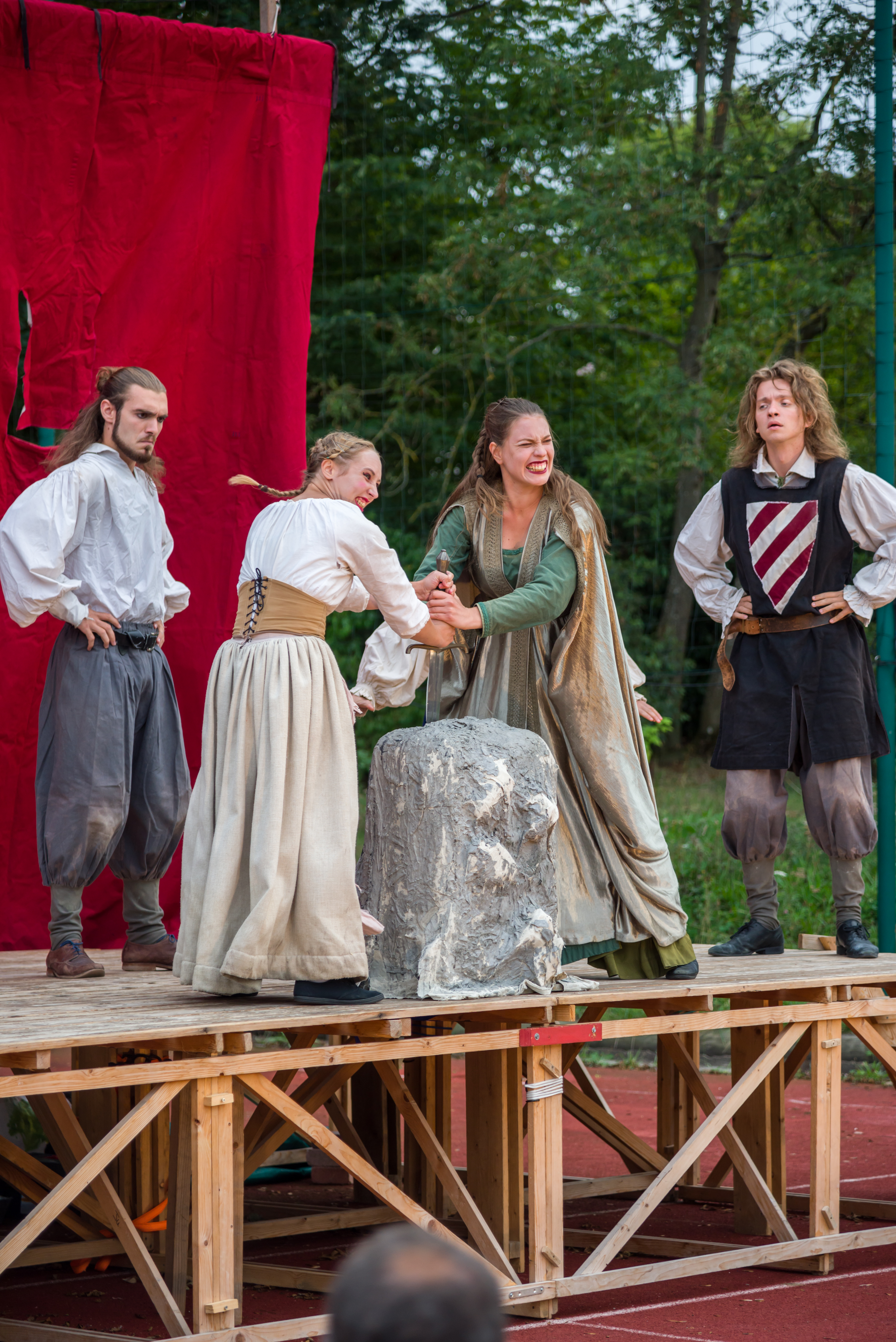 La Legende du Roi Arthur/Plaisirs_d'Eté_-_La_Légende_du_Roi_Arthur_(AIDAS)(9)-67dd3360bb2fd0.27427063.jpg